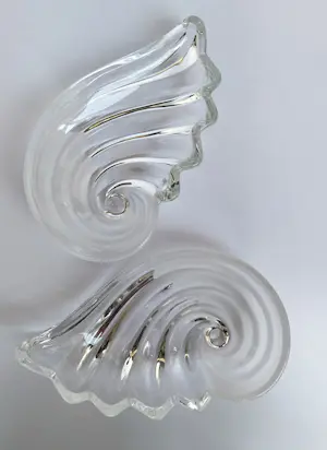 August Walther & Sohne AG - Serveerschaal in schelpvorm (2) kopen? Bied vanaf 25!