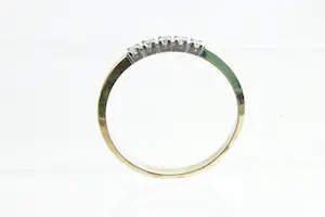88 - Elegante 14krt bicolor goud & diamanten (0.10ct) rij ring kopen? Bied vanaf 90!