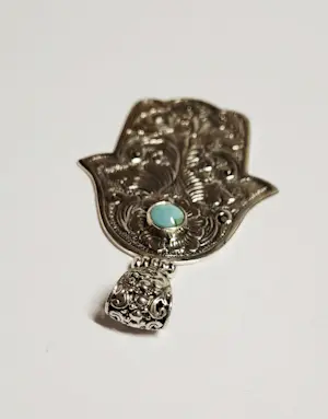 Grote zilveren hanger met turquoise , hand van Fatima kopen? Bied vanaf 45!