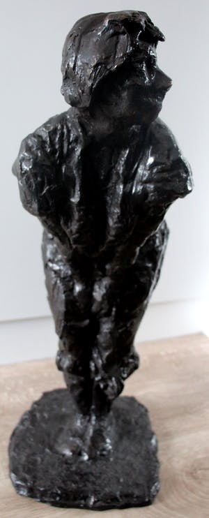 Hans Bayens - Bronzen beeld: Buigende vrouw kopen? Bied vanaf 1499!