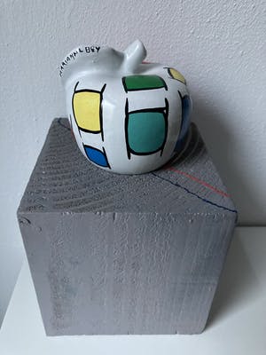 Marianne Bey - Like Apple / Mondriaan style kopen? Bied vanaf 70!