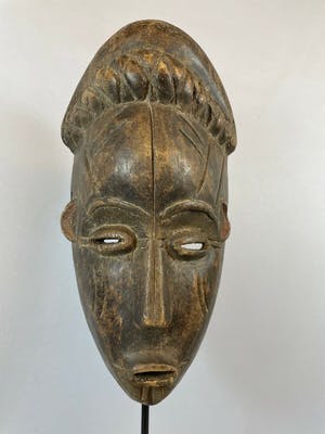 Dan - Old tribal used mask from the Dan people in Liberia. Height; 29 cm. kopen? Bied vanaf 35!