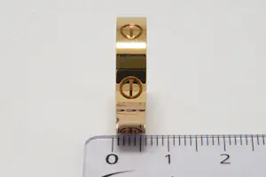 AcheterCartier - 53 - 18 karaats geelgouden Love Cartier ring? Enchérissez de 980!