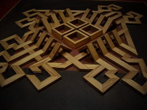 Har Sanders - Unieke in de jaren 60 gemaakte houten Geometrische voorstelling kopen? Bied vanaf 10!