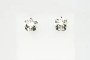 Exclusieve set 14 krt witgoud & diamanten (ca.0.50ct / M/SI1) oorstekers kopen? Bied vanaf 190!
