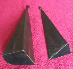 Sydney Kumalo - Twee vrouwen kopen? Bied vanaf 160!