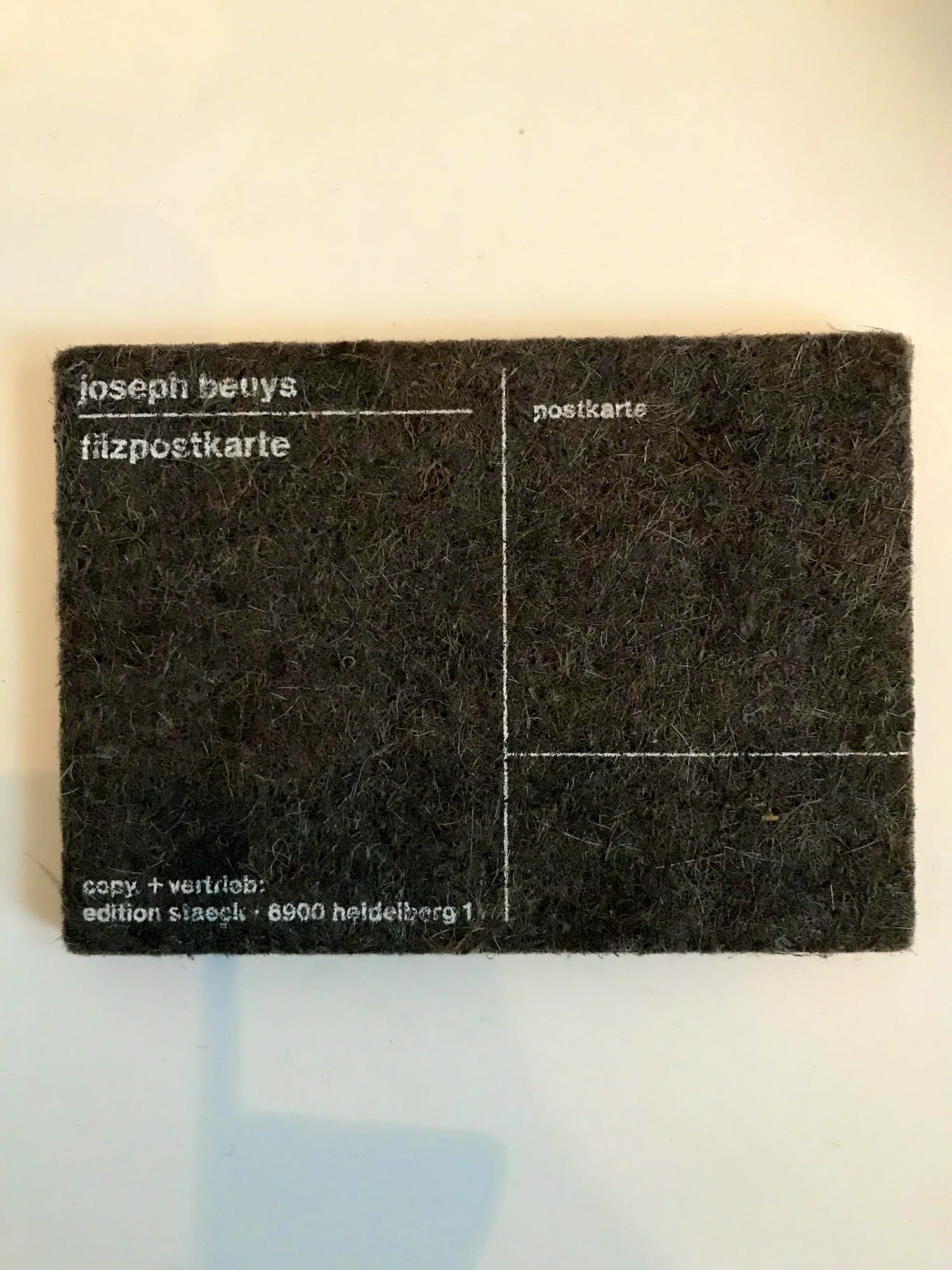 Joseph Beuys - Filzpostkarte - Multiple verkocht voor € 50!