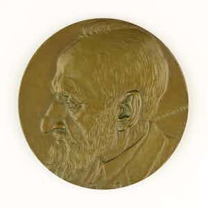 Theo van Reijn - Bronzen penning: Mr. P.W.A. Cort van der Linden, 1935 verkocht voor € 50!