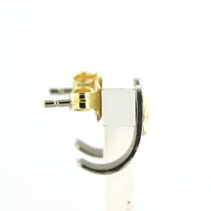 14k bicolour gouden oorknoppen bezet met briljant geslepen diamant tot. 0,10ct kopen? Bied vanaf 450!