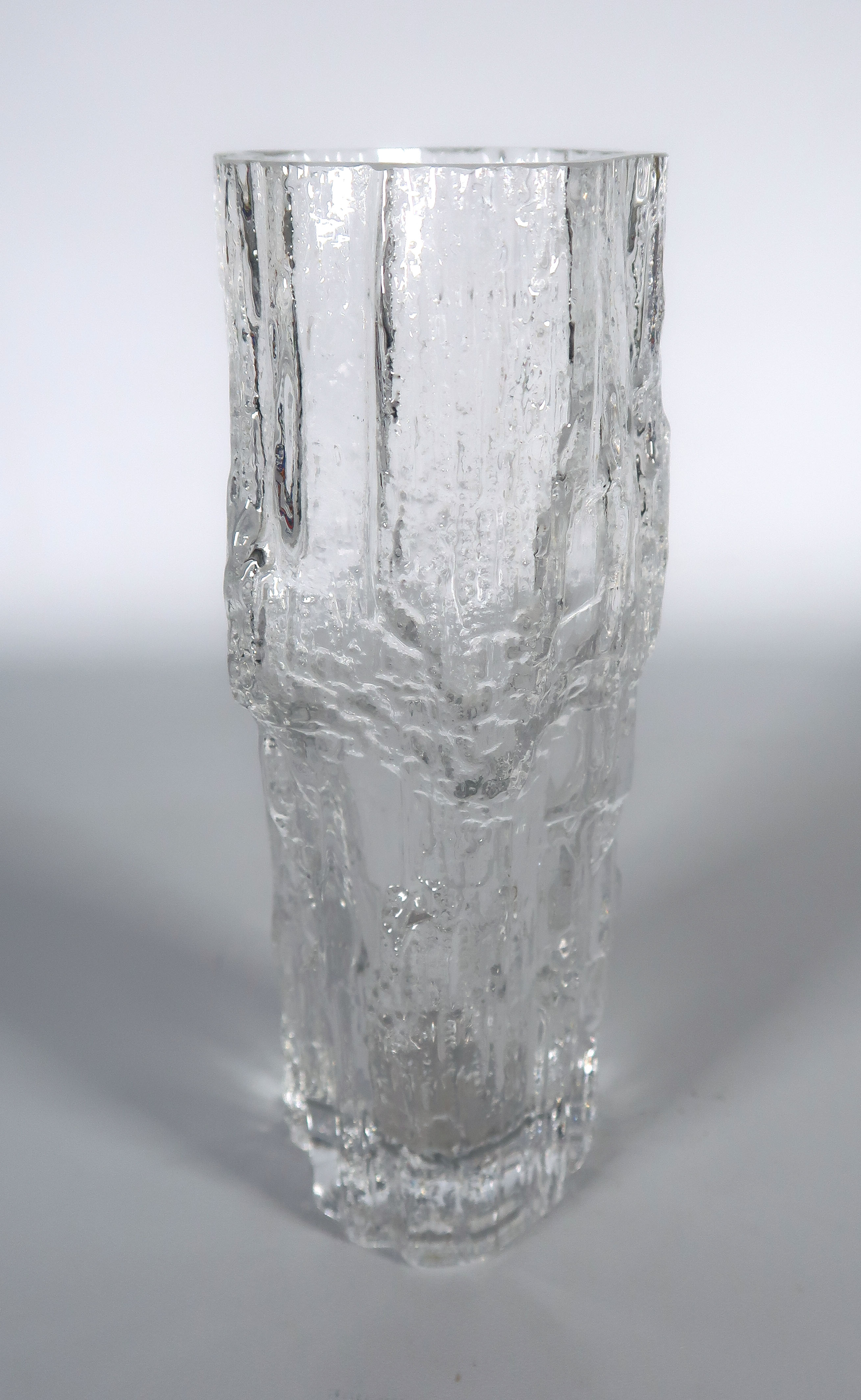 Tapio Wirkkala - Glas, Boomschors vaasje, uitgevoerd door Iitala verkocht voor € 35!