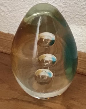 Niet of onleesbaar gesigneerd - Glas object presse papier kopen? Bied vanaf 10!