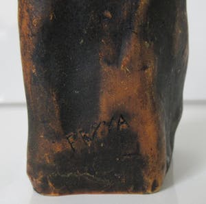 Niet of onleesbaar gesigneerd - Art deco zwart gelakte gegoten presse papier van een kop kopen? Bied vanaf 10!