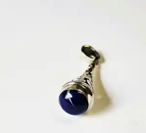 Buy Zilveren Byzantijnse Bungel hanger , met lapis lazuli? Bid from 57!