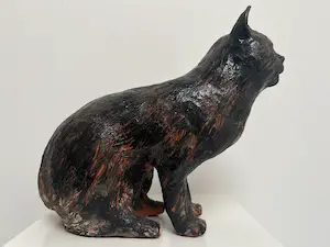 Tine Goudriaan-van Waning - Keramiek sculptuur | 'Poes' kopen? Bied vanaf 1!