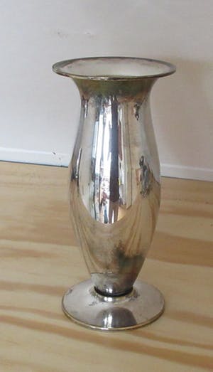 Carl Madsen Cohr - Bauhaus verzilverde vaas uit de ATLA serie kopen? Bied vanaf 35!
