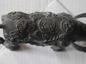 Niet of onleesbaar gesigneerd - waterbuffel uit Tibet kopen? Bied vanaf 10!