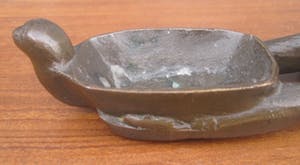 Brons (Onbekend) - Liggende priesteres kopen? Bied vanaf 80!