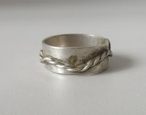 Niet of onleesbaar gesigneerd - Vintage Studio zilveren ring - 1e gehalte zilver (925) kopen? Bied vanaf 1!