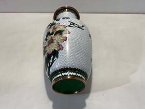Niet of onleesbaar gesigneerd - Cloisonné vaas uit China kopen? Bied vanaf 1!