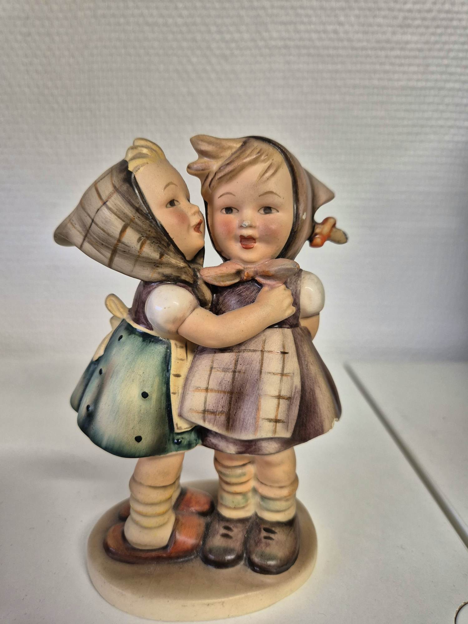 Porzellanfabrik W. Goebel - Goebel Hummel 196/0 kopen? Bied vanaf 25!