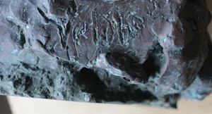 Aat Veldhoen - Bronzen sculptuur: 'Vogelvrouw' kopen? Bied vanaf 2950!