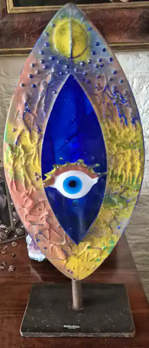 Kjell Engman - Ovaal op standaard met oog en zon kaufen? Bieten Sie von 250!