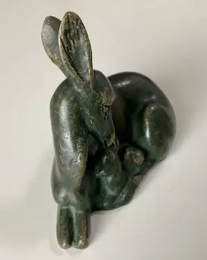 Brons (Onbekend) - Moederliefde kopen? Bied vanaf 110!