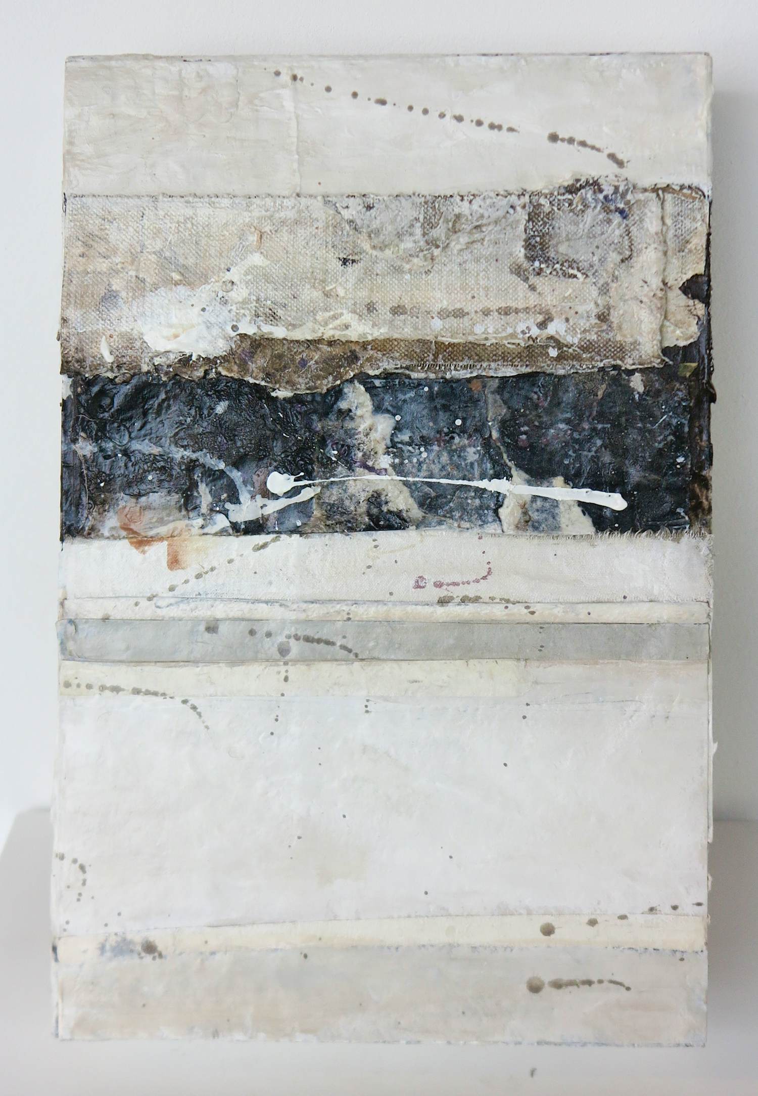 Buy Ron van der Werf - Uniek werk in gemengde techniek op hout / wandobject, Zonder titel? Bid from 125!
