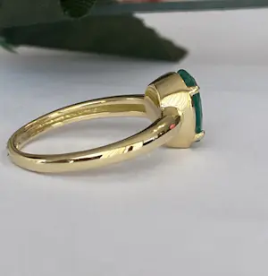 1,5 karaat smaragd cocktail geelgouden ring kopen? Bied vanaf 1000!