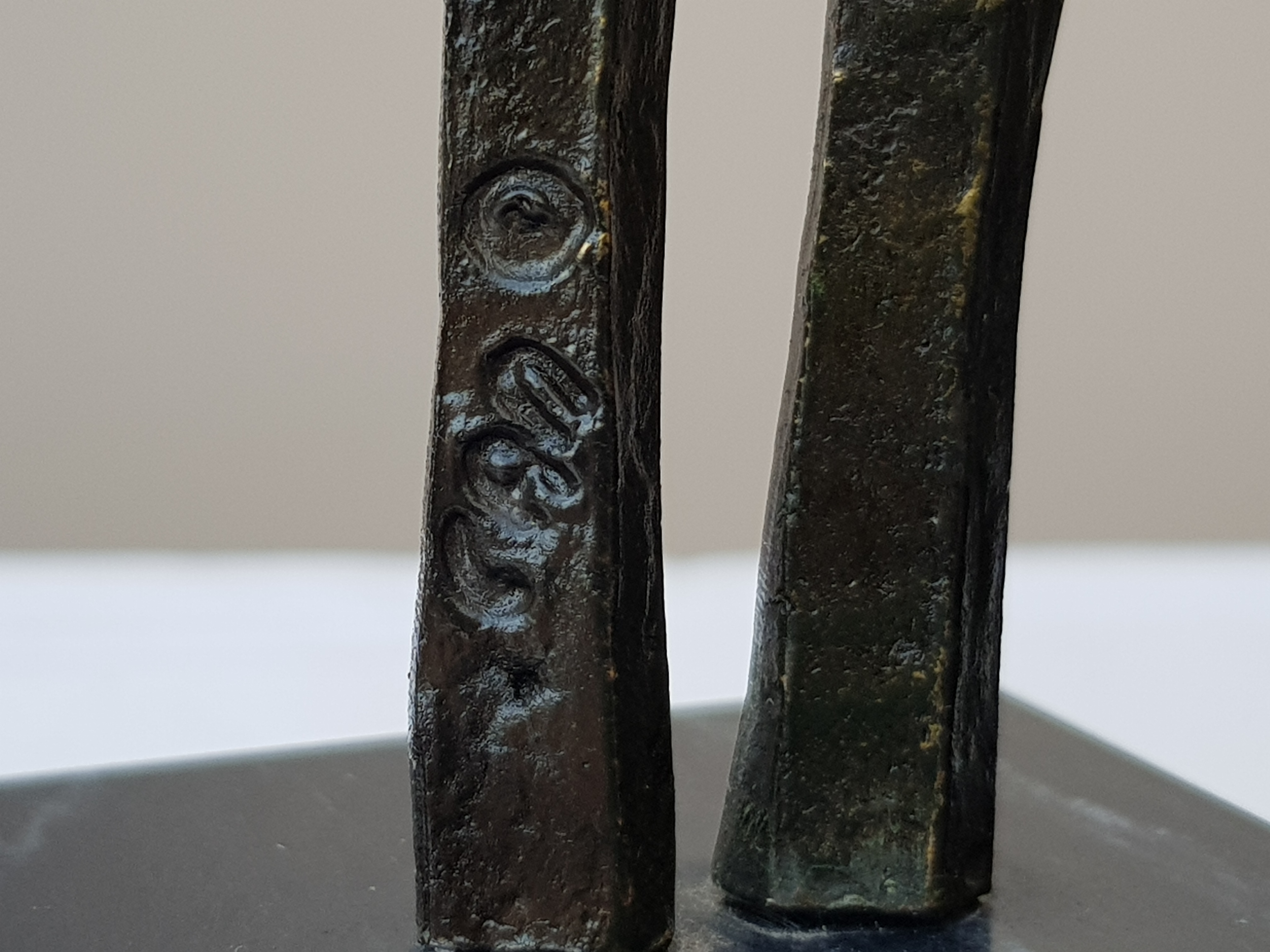 Corry Ammerlaan - Lot van 3 Sculpturen - Gesigneerd kopen? Bied vanaf 75!