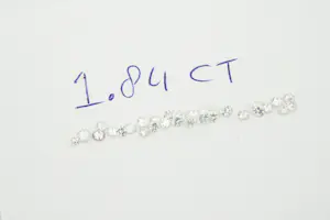 81- Lot bestaande uit 32 briljant geslepen diamantjes totaal ca. 1.80ct kopen? Bied vanaf 50!