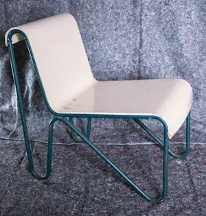 AcheterGerrit Rietveld - Een originele Beugelstoel, ontworpen door Gerrit Rietveld? Enchérissez de 10000!