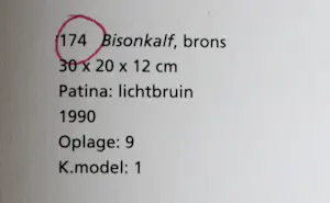 Hetty Heyster - Bronzen sculptuur: Bizon kalf - 1990 + boek (beeld staat in boek) kopen? Bied vanaf 1250!
