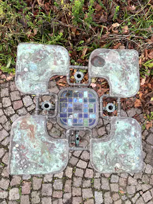 Cor de Ree - Tafel en feutuille van staal, glas-en-lood en koper kopen? Bied vanaf 800!