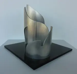 Margot Zanstra - Metalen sculptuur, Zonder titel + boek! kopen? Bied vanaf 150!