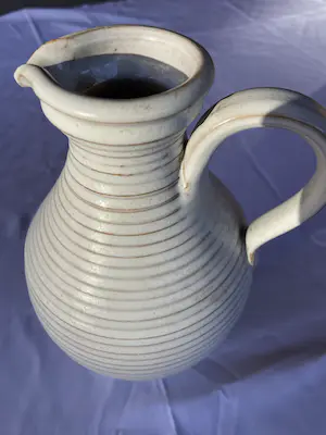 Niet of onleesbaar gesigneerd - Kan met oor kopen? Bied vanaf 1!