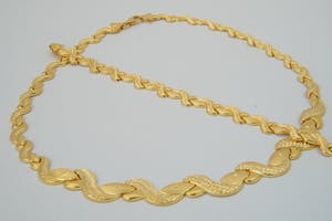 1225 - Fraaie SET - 18 KRT / geel-gouden "gedraaide schakel" armband en collier kopen? Bied vanaf 1220!