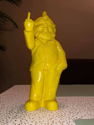 Ottmar Horl - Sponti Activist Gnome Yellow kopen? Bied vanaf 50!