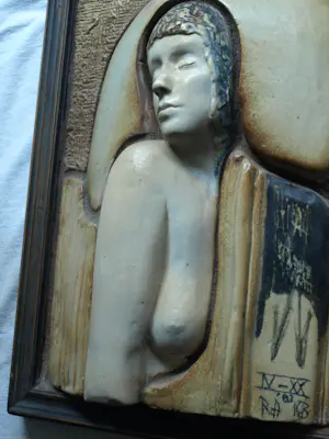 Klaas de Boer - & Reinier den Adel : Reliëfbeeld van keramiek , Keramisch tableau - 1983 kopen? Bied vanaf 500!