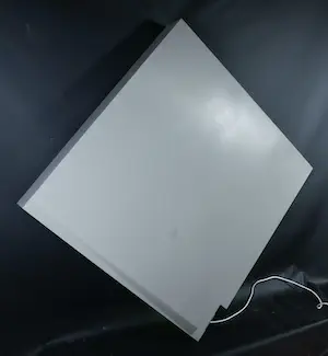 Theo Vankan - Wandscultpuur met geel neonlicht, Zonder titel (Groot) kopen? Bied vanaf 250!