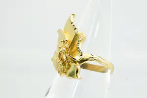 86 - Prachtig vormgegeven en massief 18krt geelgouden "Bloem" ring kopen? Bied vanaf 360!