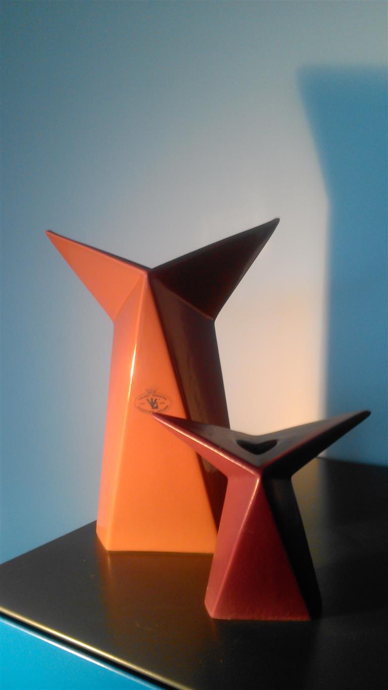 Keramiekfabriek Velsen - Vaas plus kandelaar verkocht voor € 21!