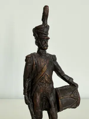 Jean en Marianne Bremers - bronzen sculptuur | 'De tamboer' | 1993 kopen? Bied vanaf 300!