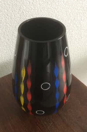 Niet of onleesbaar gesigneerd - 70-er jaren GLAZEN DESIGNVAAS verkocht voor € 1!