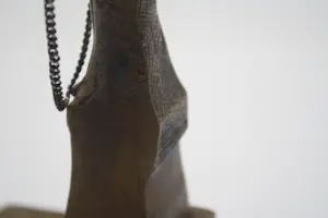 Niet of onleesbaar gesigneerd - Beautiful Large Bronze Slave Sculpture (20e eeuw) kopen? Bied vanaf 1!