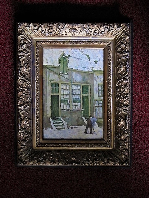 Niet of onleesbaar gesigneerd - oud olieverf "Amsterdam de Jordaan - man ruimt sneeuw" ongesigneerd verkocht voor € 1!