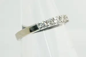 99 - Elegante 14Kt wit goud & diamanten ring met 5 briljanten ca. 0.25ct diamant kopen? Bied vanaf 270!