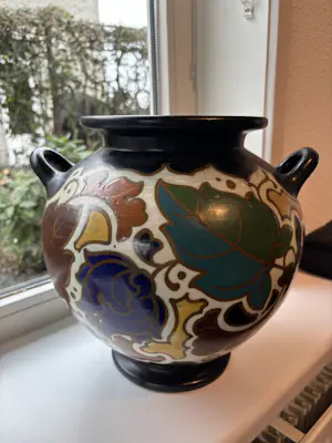 AcheterVest Keramiek Gouda - grote Plateelvaas Art-Deco stijl? Enchérissez de 50!