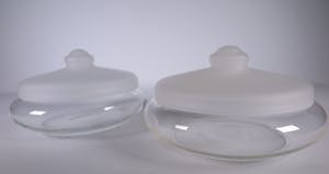 Jacques Boon - Glas, Twee koektrommels met deksel kopen? Bied vanaf 10!