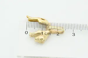 60 - Mooi gedetailleerde 18 karaats geel-gouden panter hanger - gekeurd kopen? Bied vanaf 180!